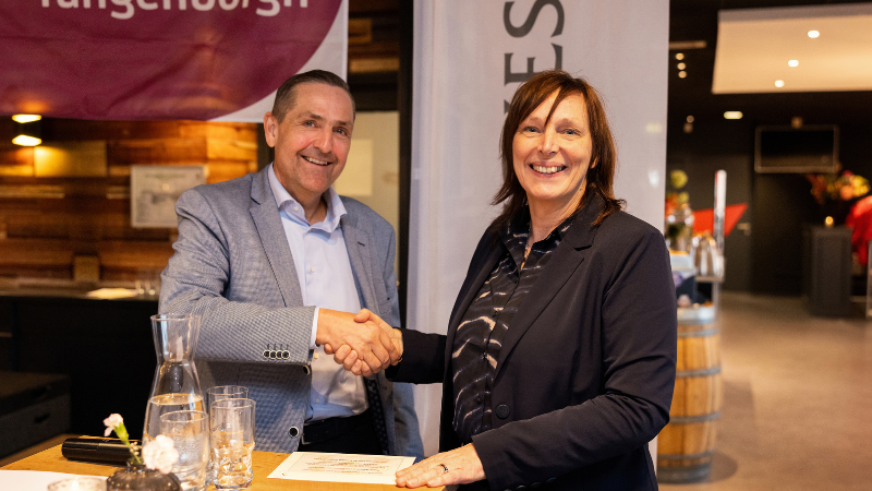 Tangenborgh en Huuskes tekenen relationeel contract